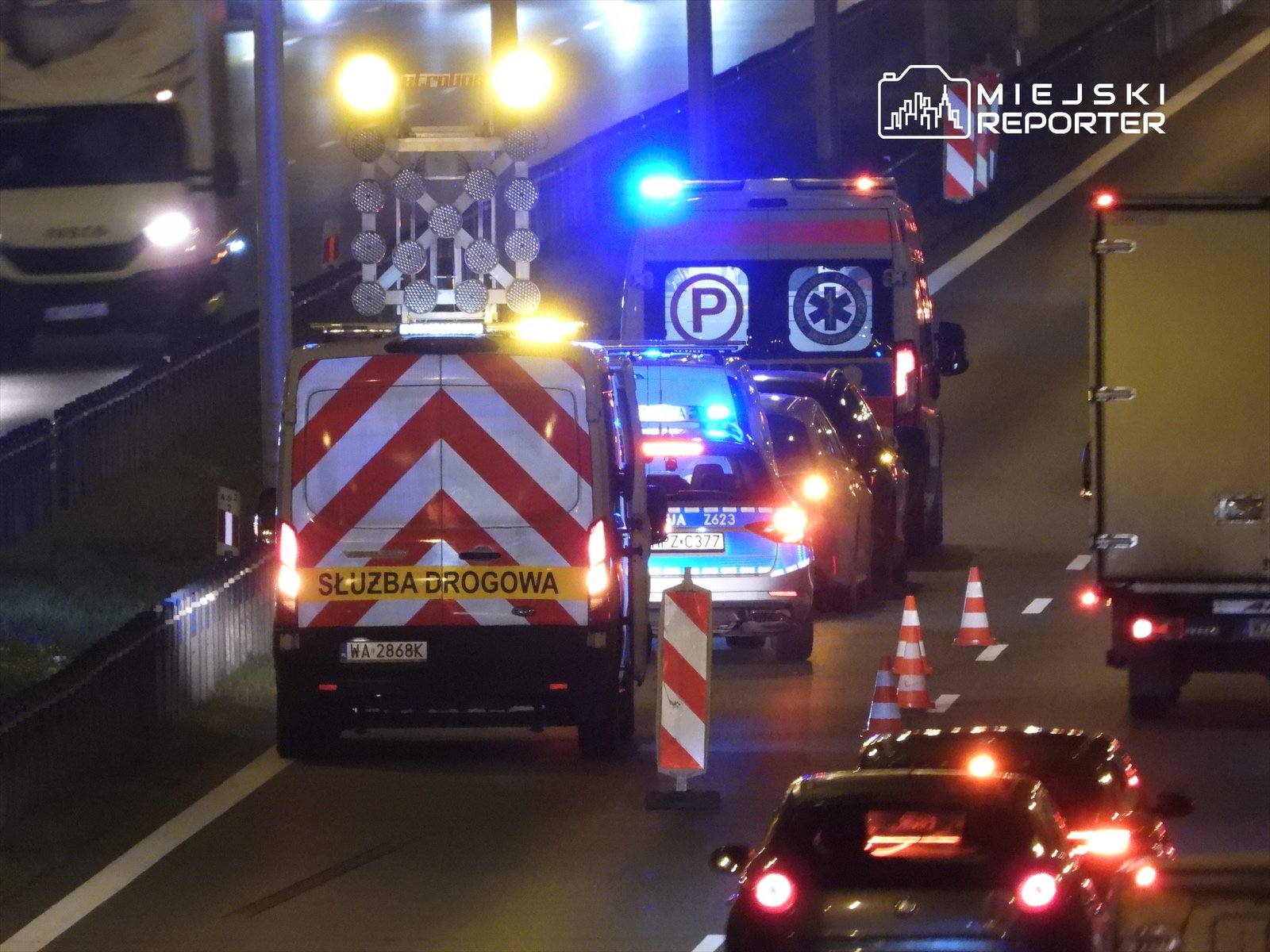 Zderzenie trzech aut na S2 w kierunku Terespola, jedna osoba w szpitalu