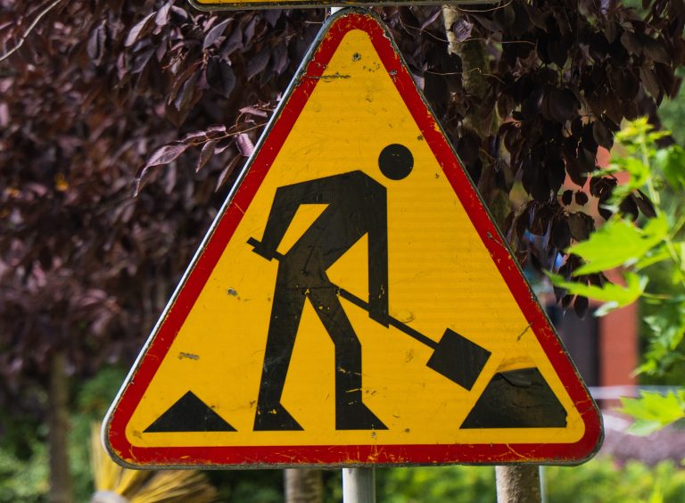 Zmiany w ruchu pieszych przy przebudowie przejścia podziemnego pod torami PKP w Pruszkowie - Miejski Reporter