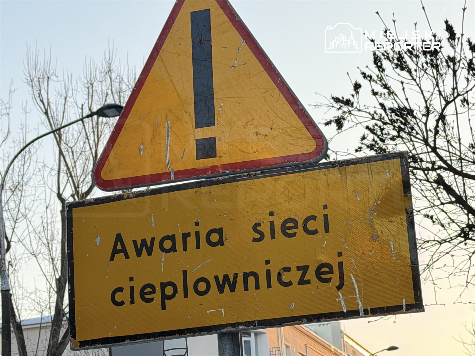 Awaria magistrali na ulicy Widok. Bez ciepła 34 budynki w centrum Warszawy - Miejski Reporter