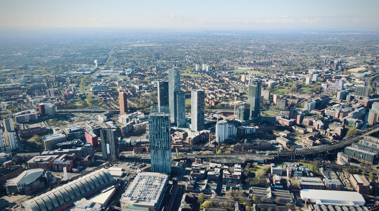 Ceny mieszkań w Dubaju 2026 – koszt metra kwadratowego w AED i PLN