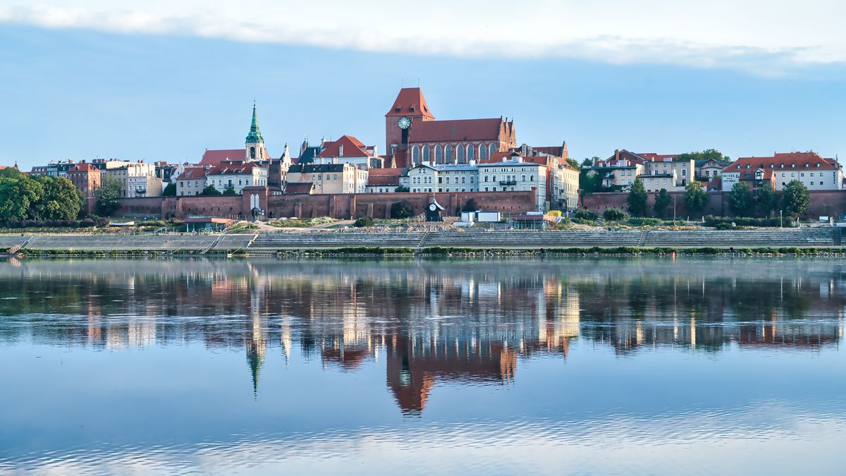 Miasta na literę T – panorama Torunia znad Wisły