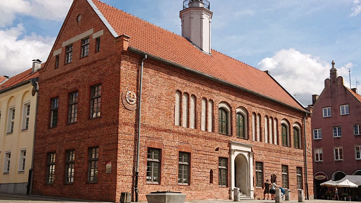 Miasta na literę O – zabytkowy ratusz w Olsztynie