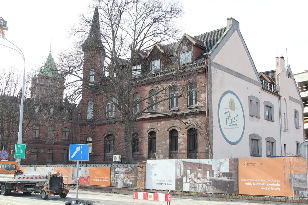 Zabudowa dawnego Browaru Piastowskiego zamieniona na osiedle Browary Wrocławskie