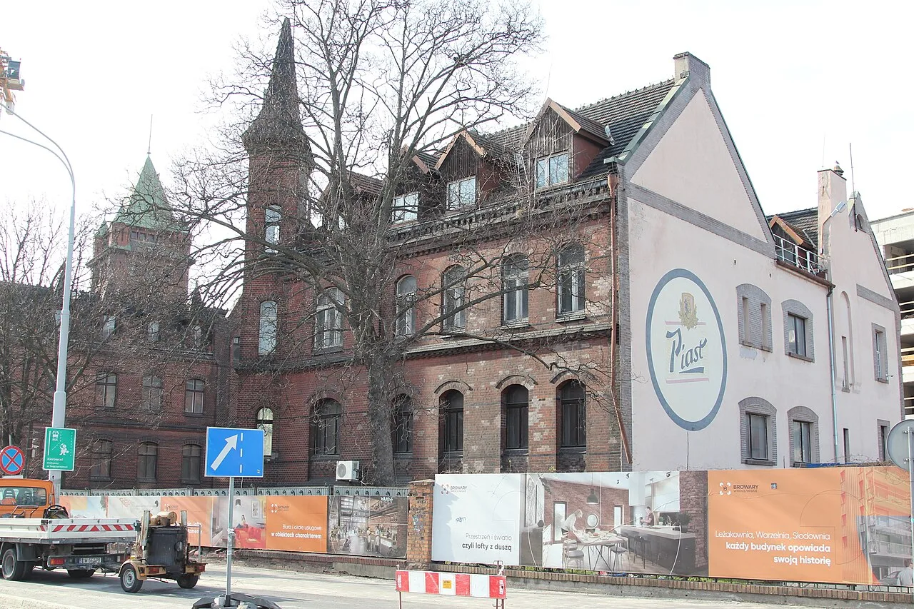 Zabudowa dawnego Browaru Piastowskiego zamieniona na osiedle Browary Wrocławskie