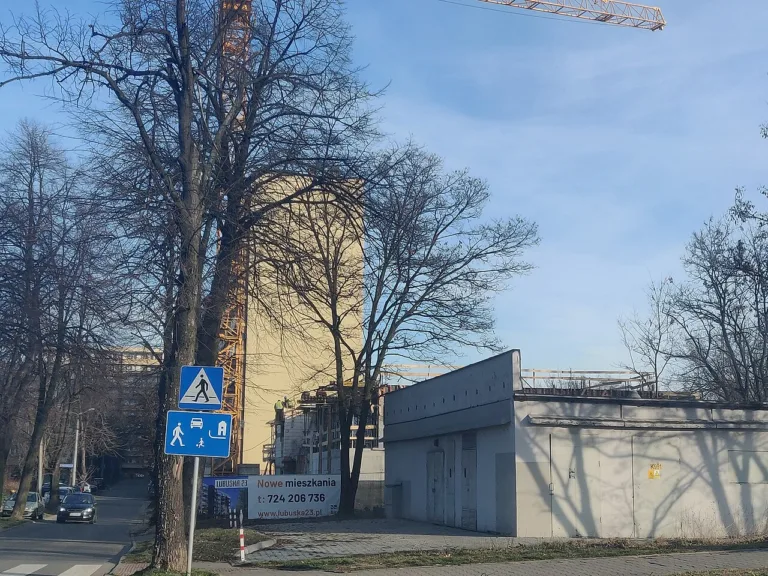 Nowe przepisy budowlane wchodzą w niedzielę. Twój blok i tak powstanie na starych zasadach