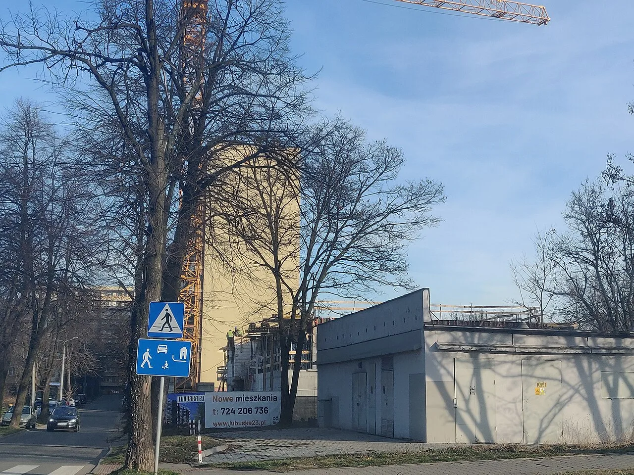 Budowa bloku mieszkalnego przy ulicy Lubuskiej w Katowicach, ilustracja do tekstu o nowych warunkach technicznych