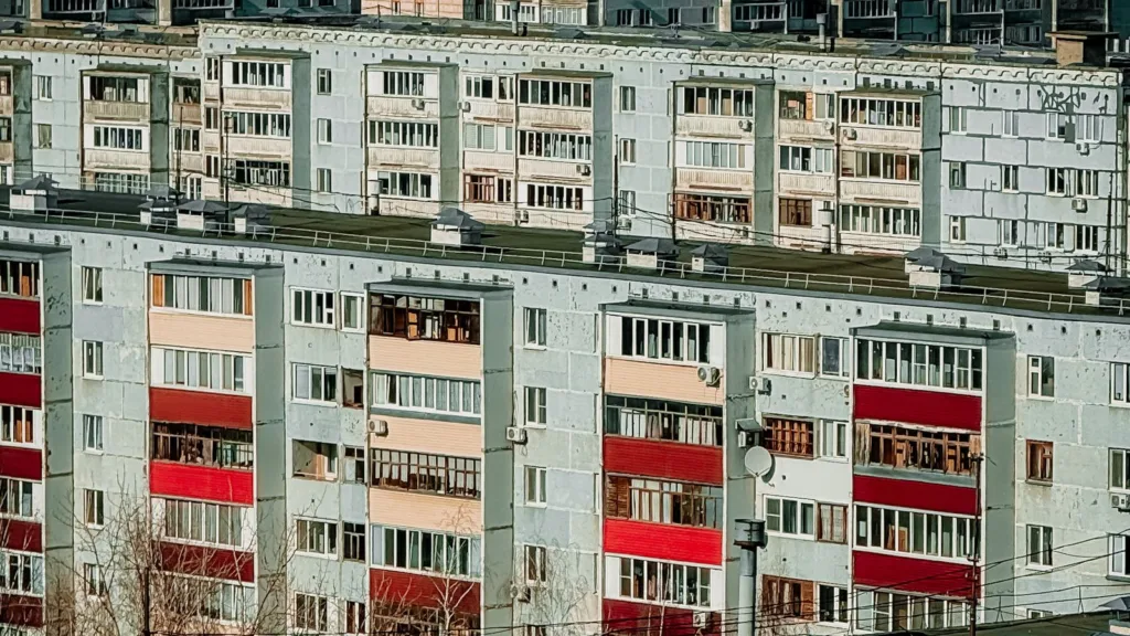W połowie gmin od trzech lat nie powstał żaden blok. Niektóre miasta zaczynają wyburzać mieszkania