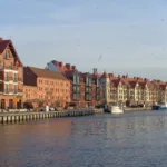 Zabudowa przy Promenadzie Nadmorskiej w Ustce